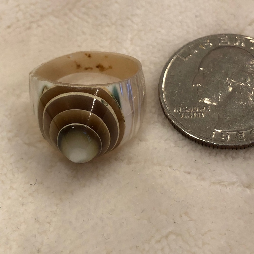 Unique Shell Ring - Picture 5 of 6